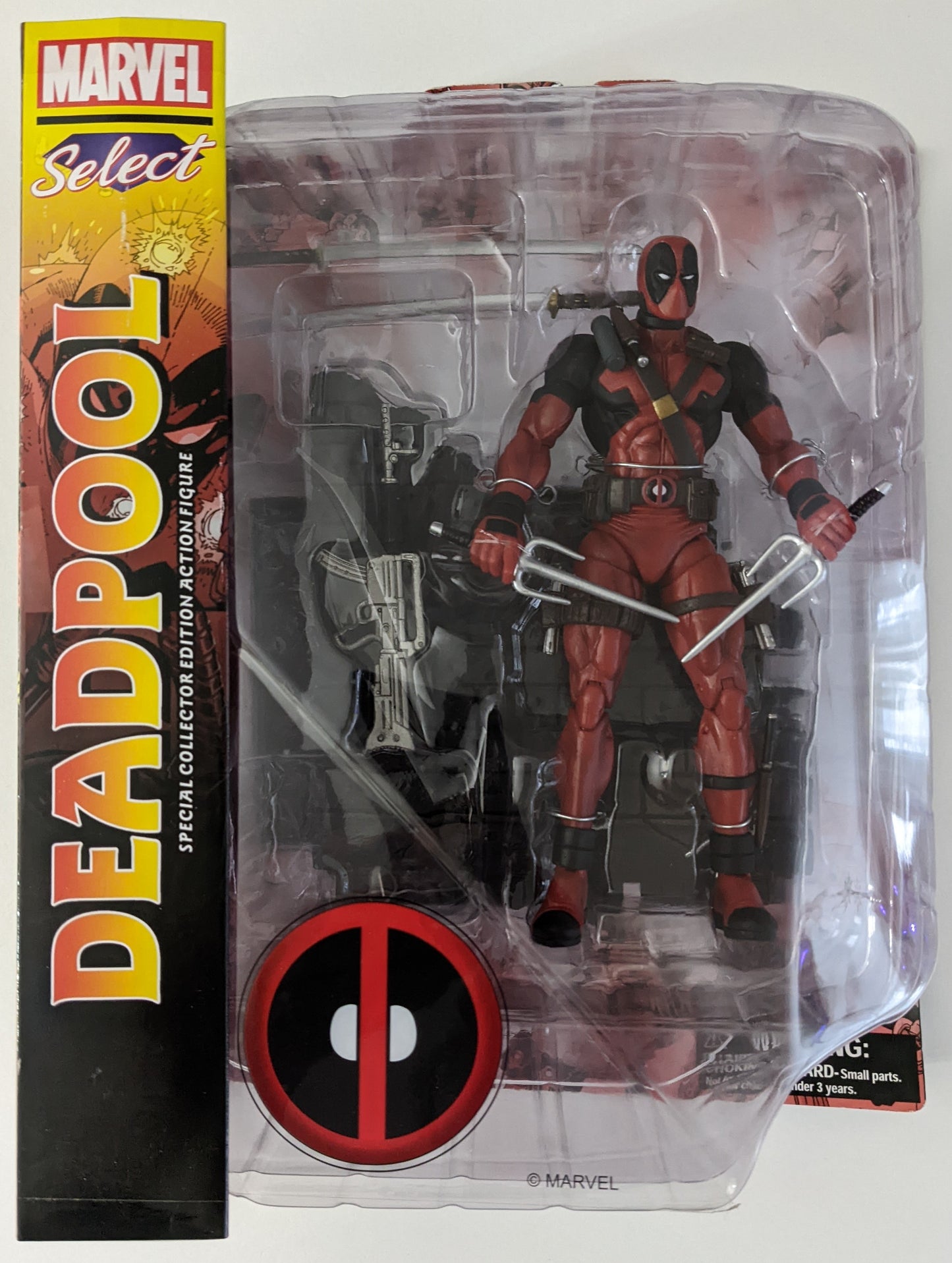 2016 Marvel Select Action Figure - Deadpool Masked