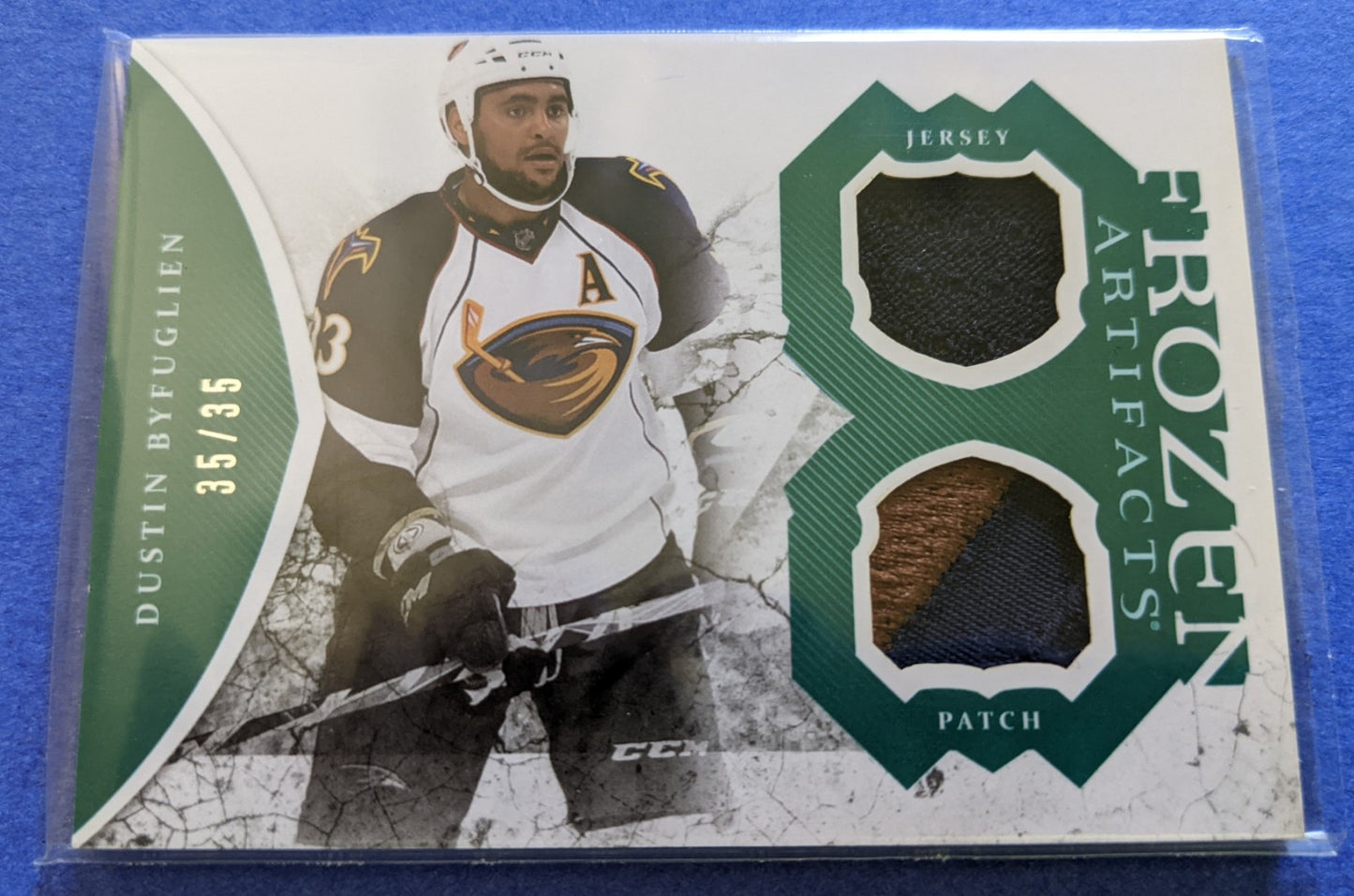 2011-12 Upper Deck Frozen Artifacts Jersey Patch - Dustin Byfuglien #FA-BY (35/35)