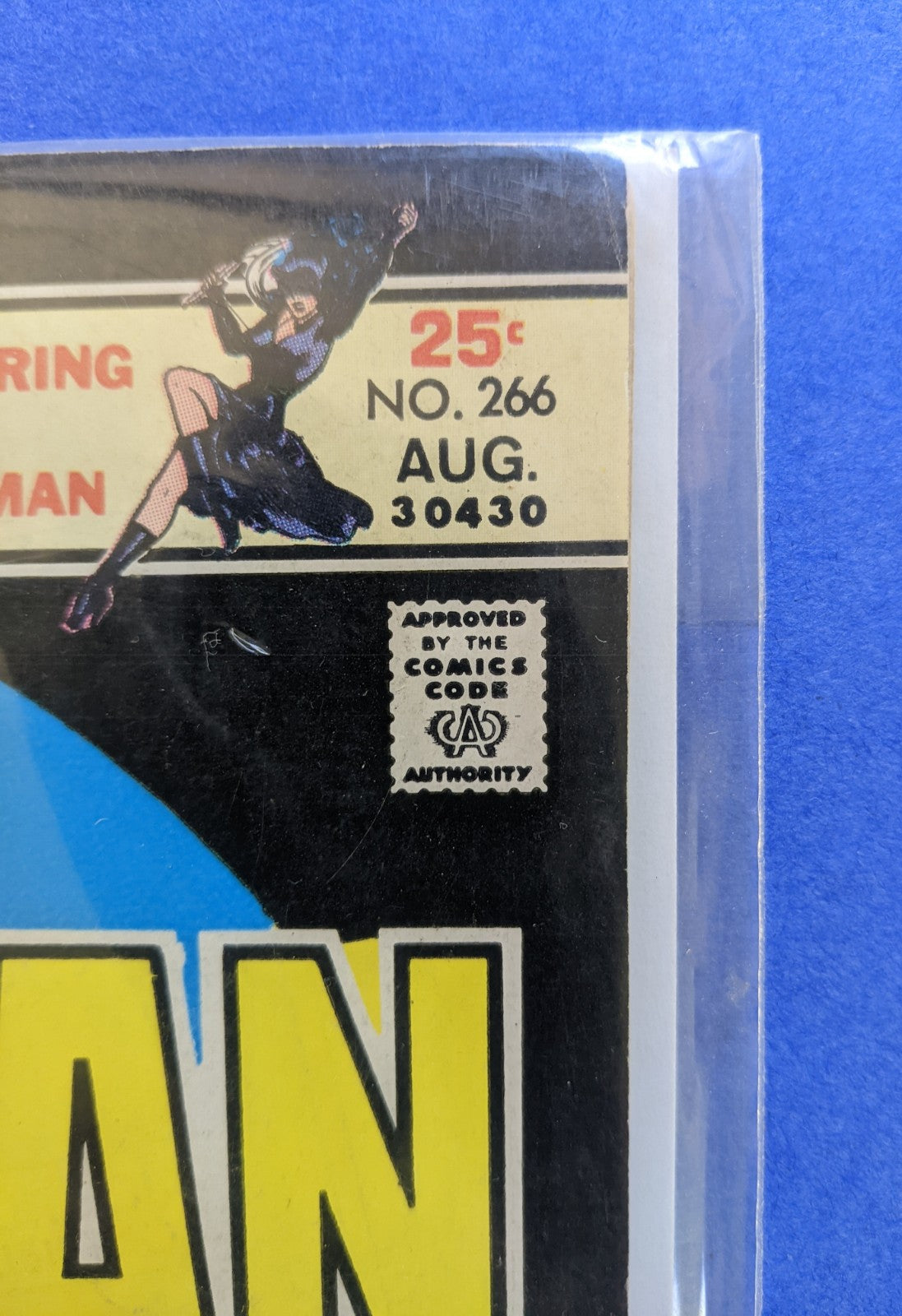 1975 DC Comics - Batman #266