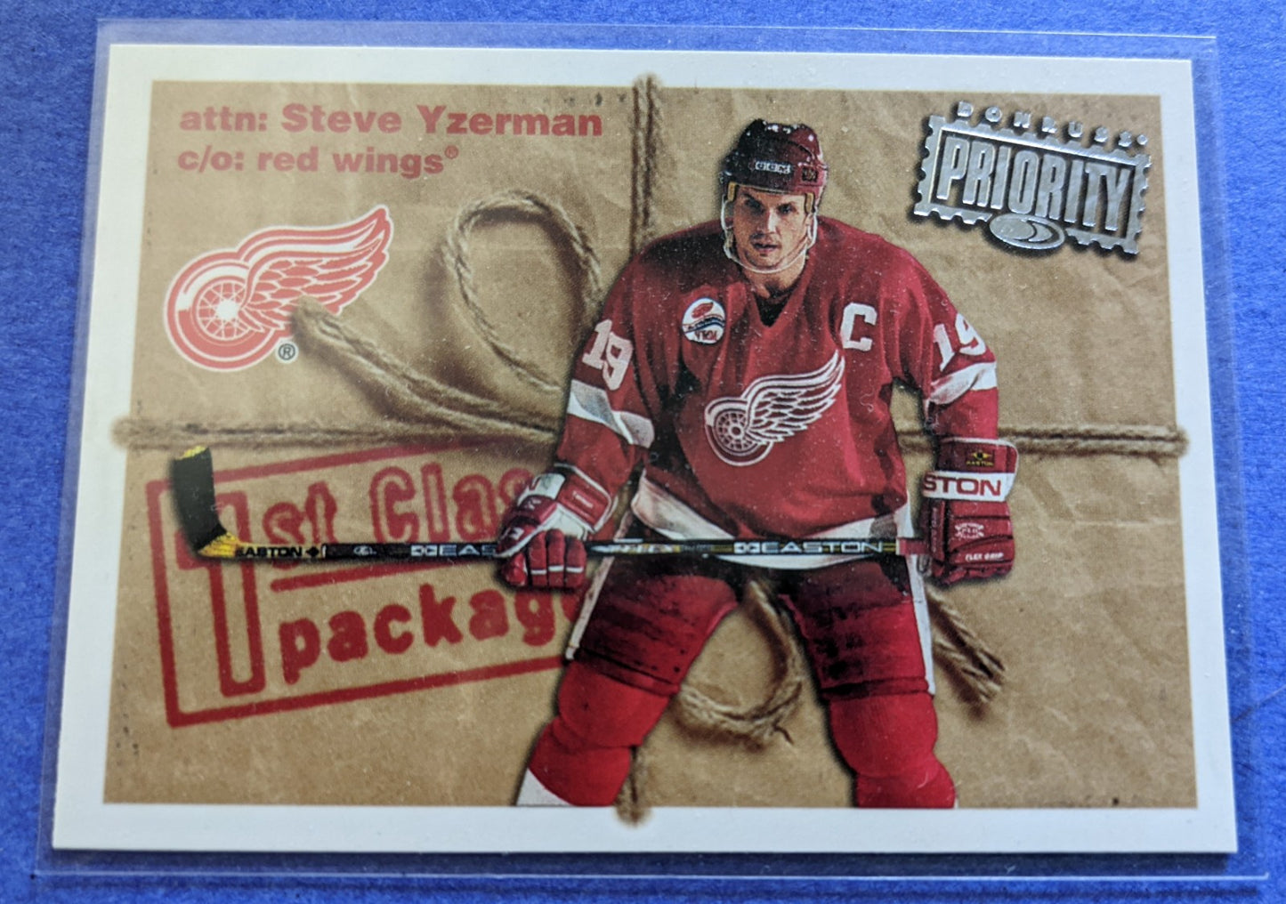 1997-98 Donruss Priority 1st Class Package - Steve Yzerman #209